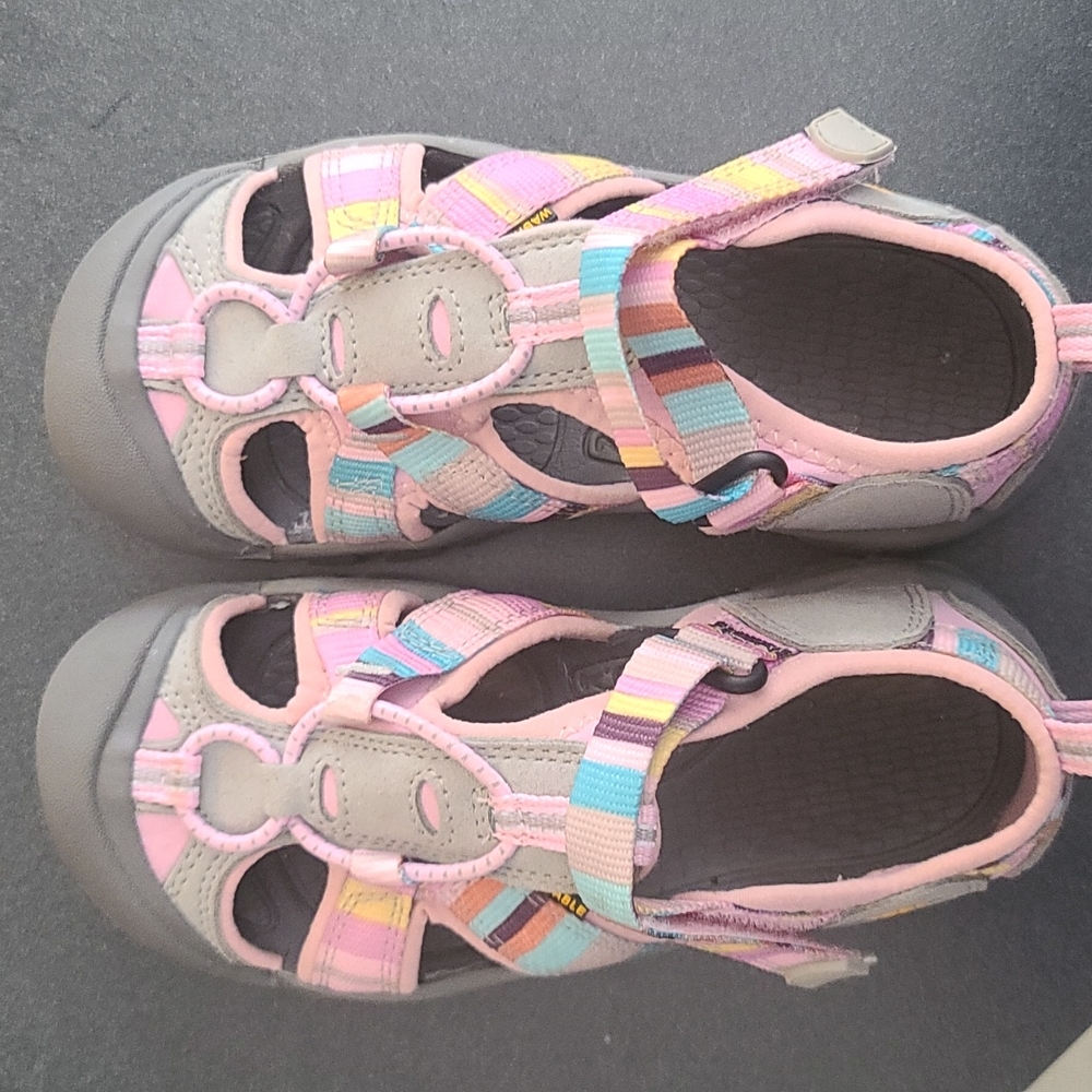 Girls Keen Sandals Size 13